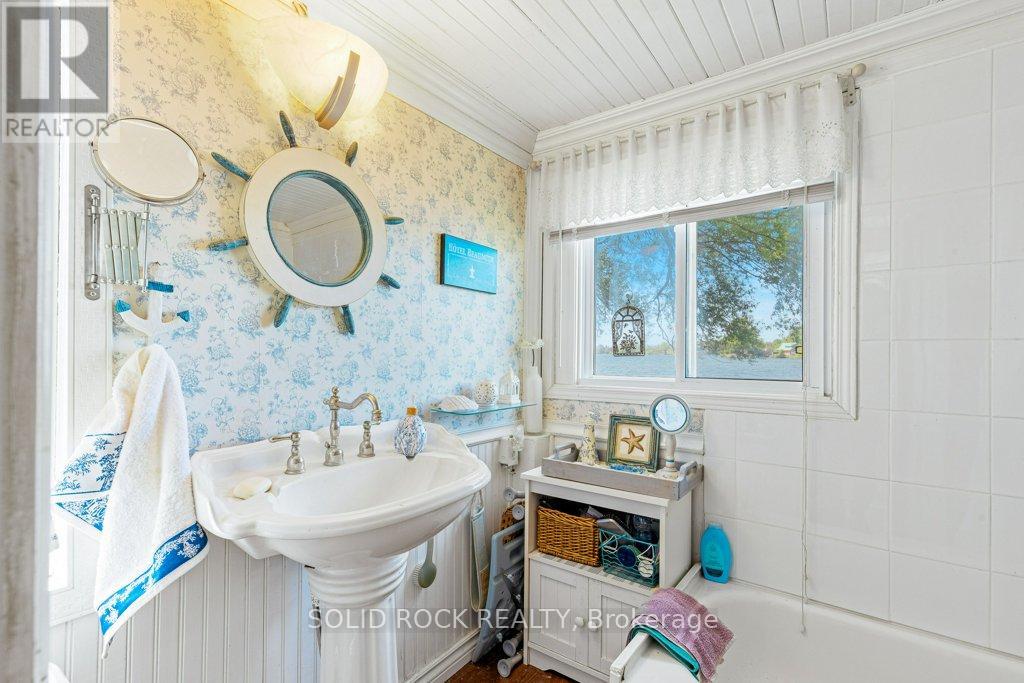 124 Bay Lane, Edwardsburgh/cardinal, Ontario  K0E 1E0 - Photo 20 - X12182147