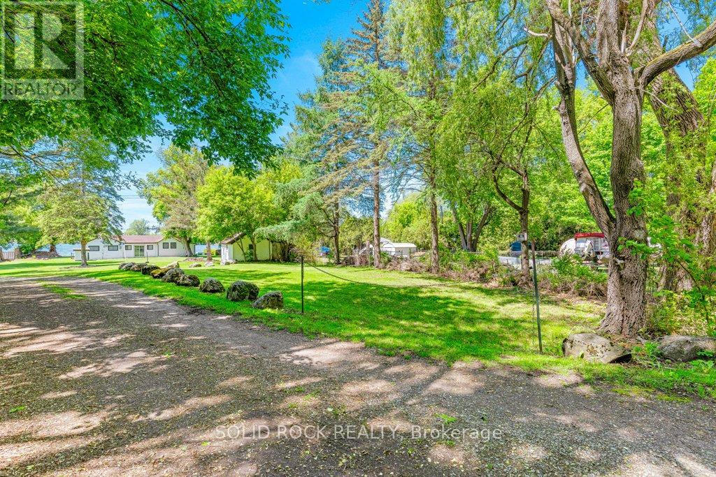 124 Bay Lane, Edwardsburgh/cardinal, Ontario  K0E 1E0 - Photo 45 - X12182147