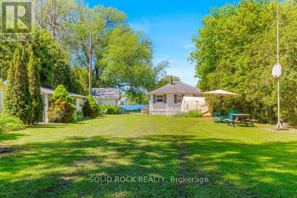 124 Bay Lane, Edwardsburgh/cardinal, Ontario  K0E 1E0 - Photo 8 - X12182147