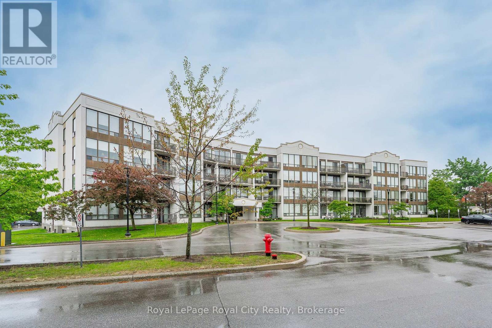 109 - 105 Bagot Street, Guelph (Junction/onward Willow), Ontario  N1H 8H4 - Photo 3 - X12182112