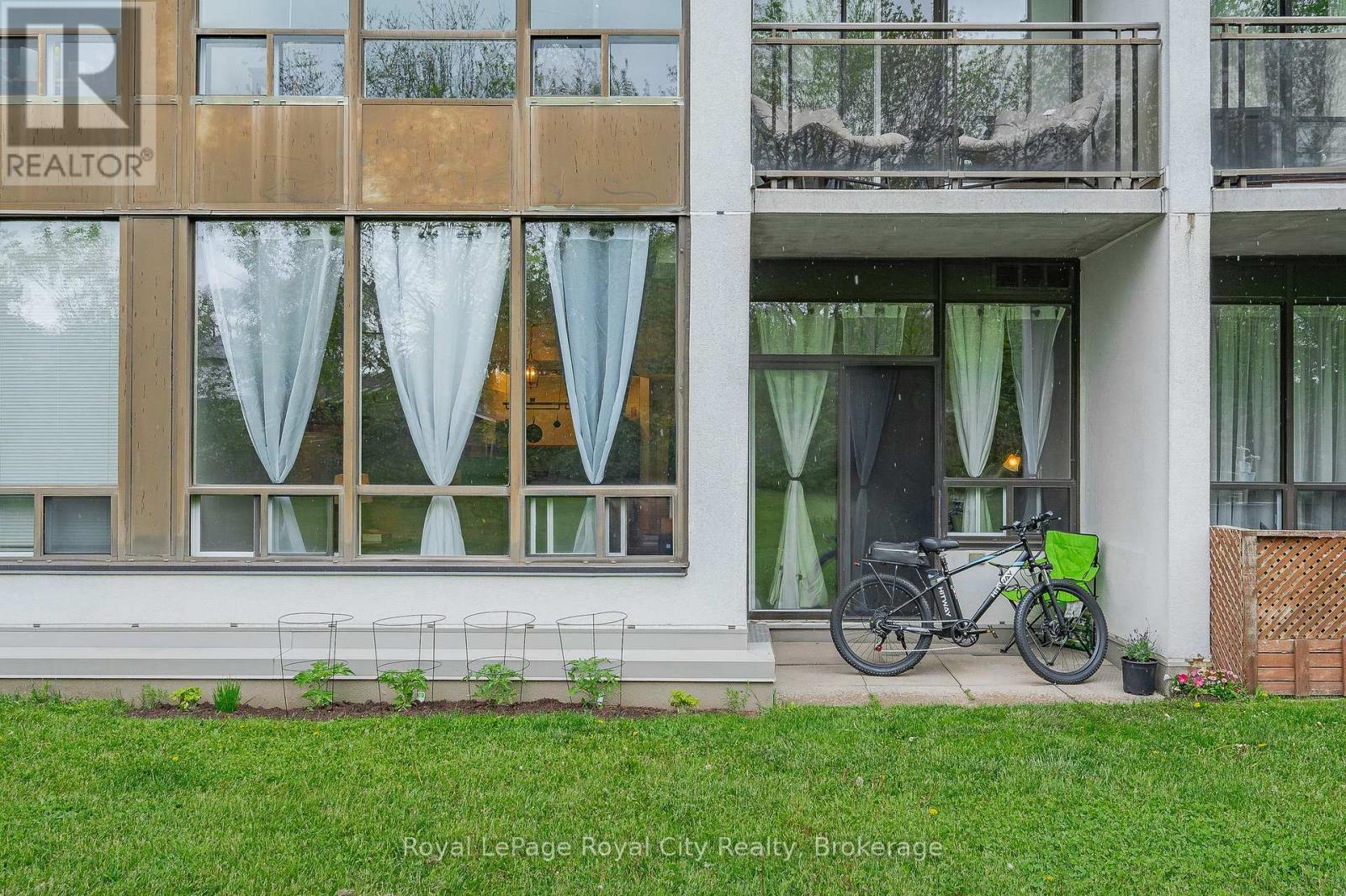 109 - 105 Bagot Street, Guelph (Junction/onward Willow), Ontario  N1H 8H4 - Photo 33 - X12182112