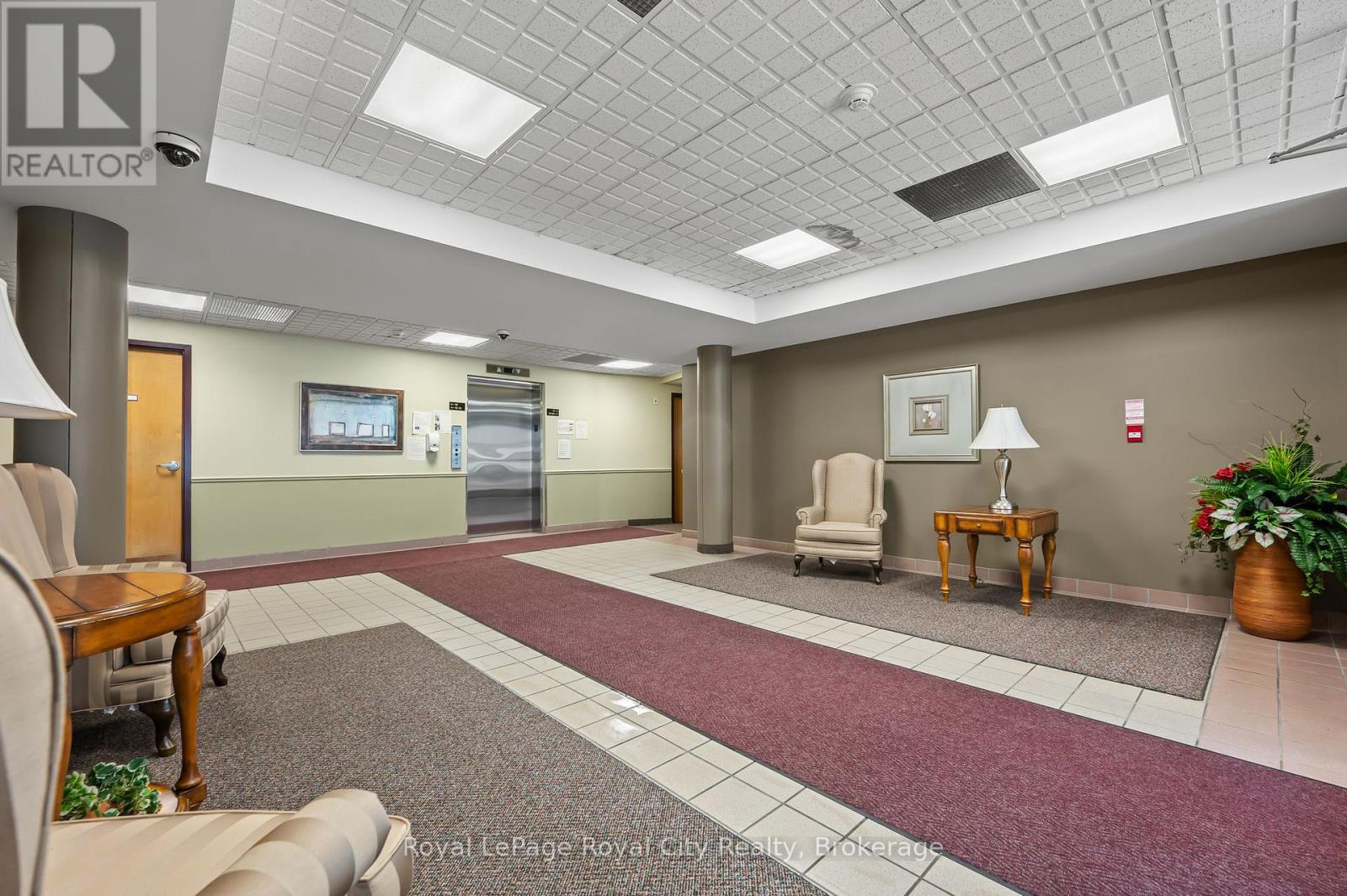 109 - 105 Bagot Street, Guelph (Junction/onward Willow), Ontario  N1H 8H4 - Photo 6 - X12182112