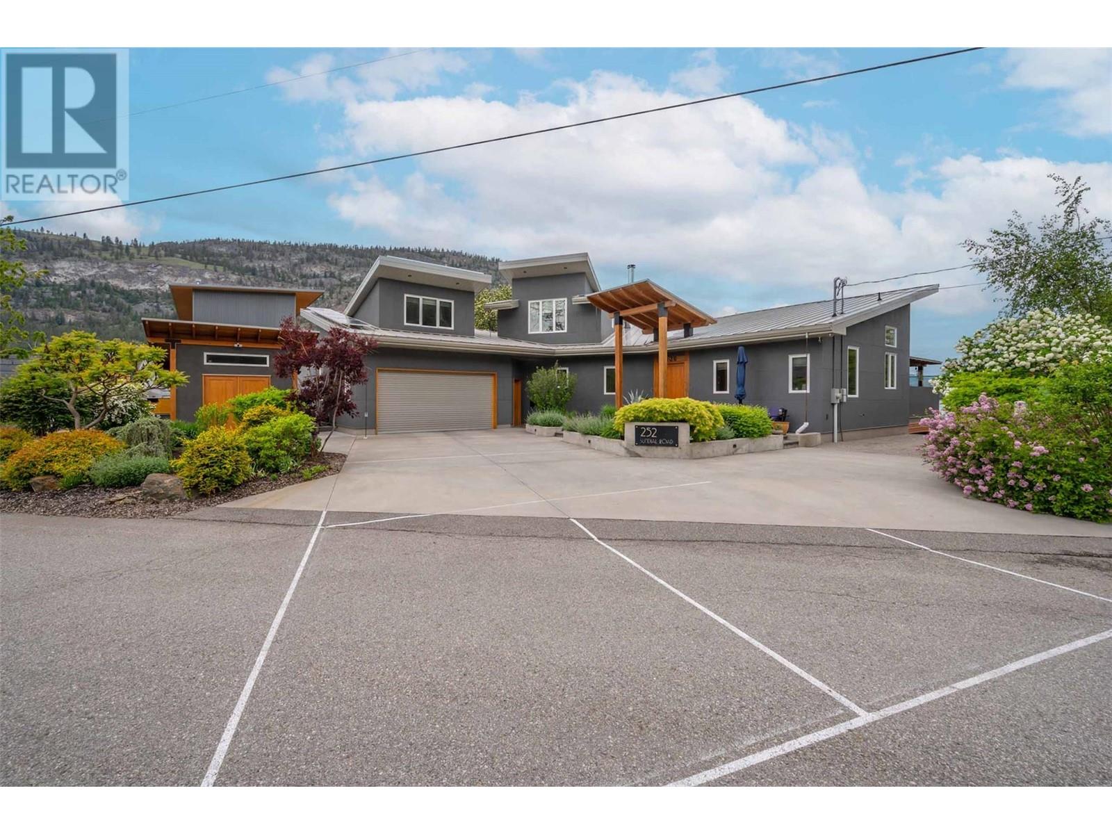 252 Sundial Road, Okanagan Falls, BC V0H1T2