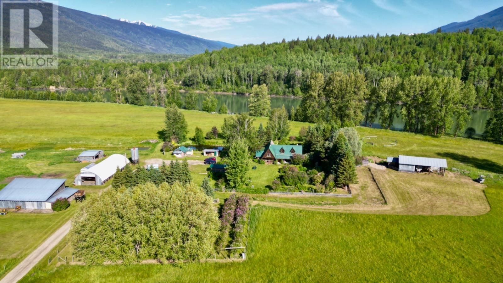 6161 Dunster Station Road, Dunster, British Columbia  V0J 1J0 - Photo 29 - R3008831