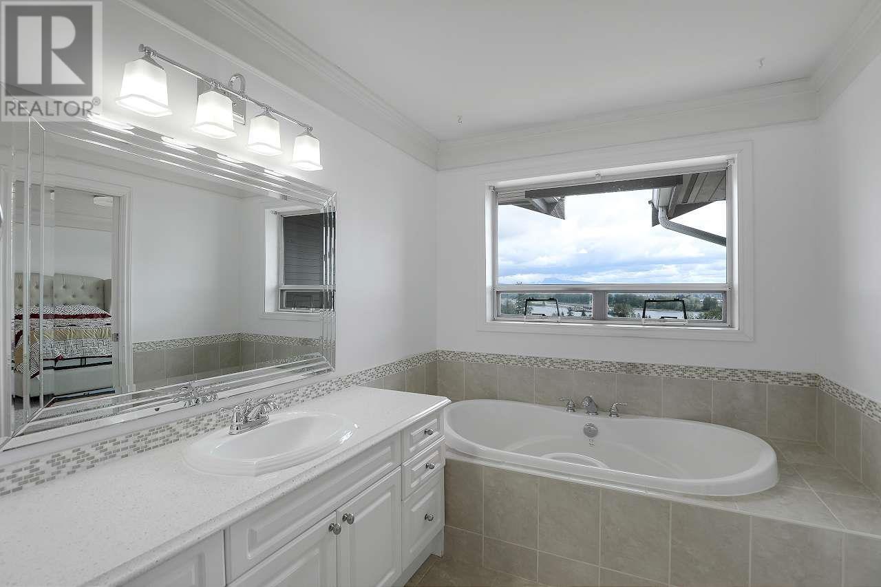 117 1140 Castle Crescent, Port Coquitlam, British Columbia  V3C 5M4 - Photo 22 - R2999426
