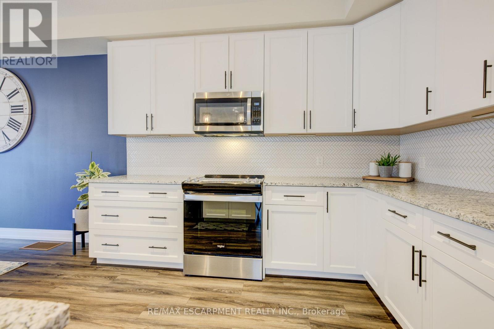 50 Kenesky Drive, Hamilton (Waterdown), Ontario  L8B 1Y2 - Photo 24 - X12182006