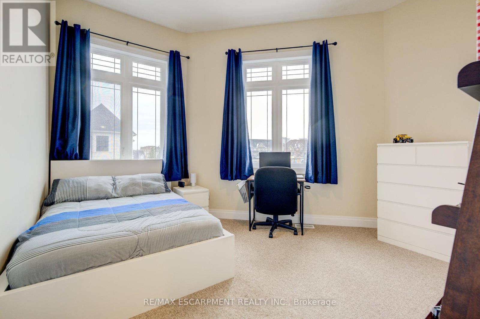 50 Kenesky Drive, Hamilton (Waterdown), Ontario  L8B 1Y2 - Photo 32 - X12182006