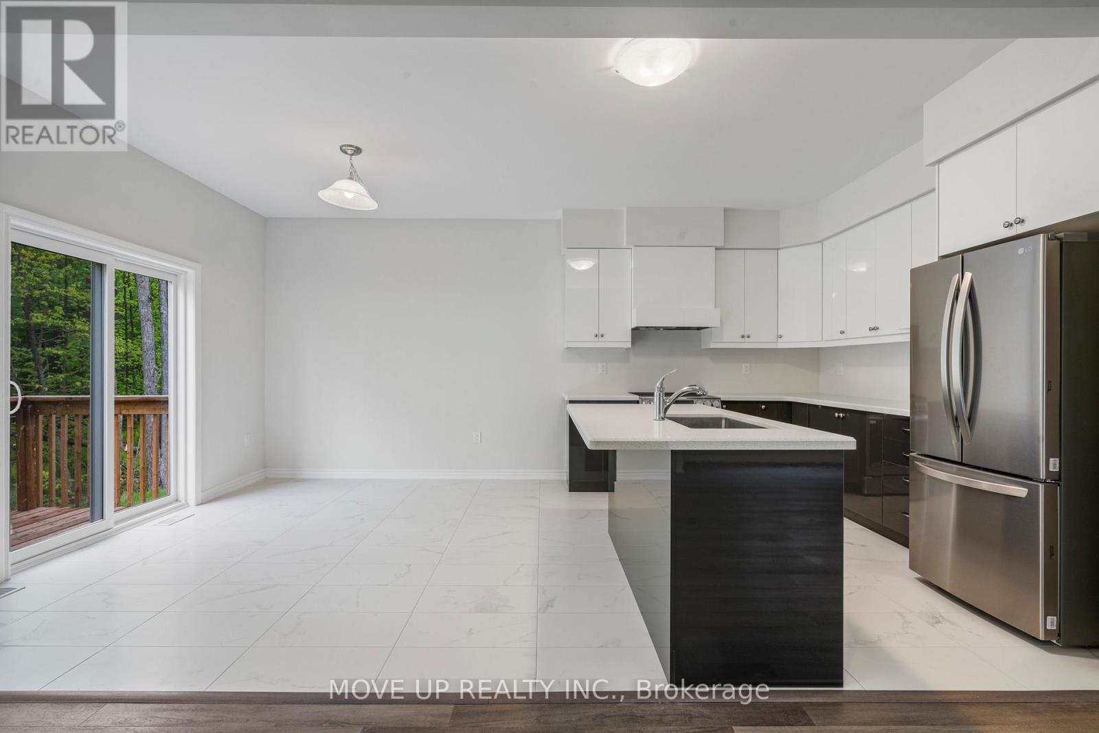 365 Beechwood Forest Lane, Gravenhurst, Ontario  P1P 0H8 - Photo 17 - X12182022