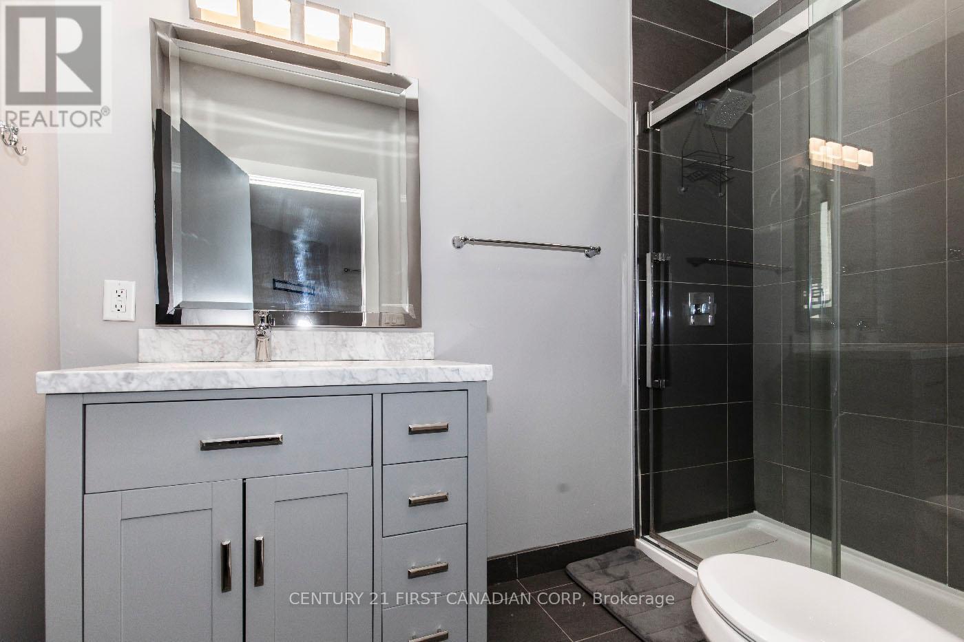 653 Talbot Street, London East, Ontario  N6A 2T6 - Photo 28 - X12166122