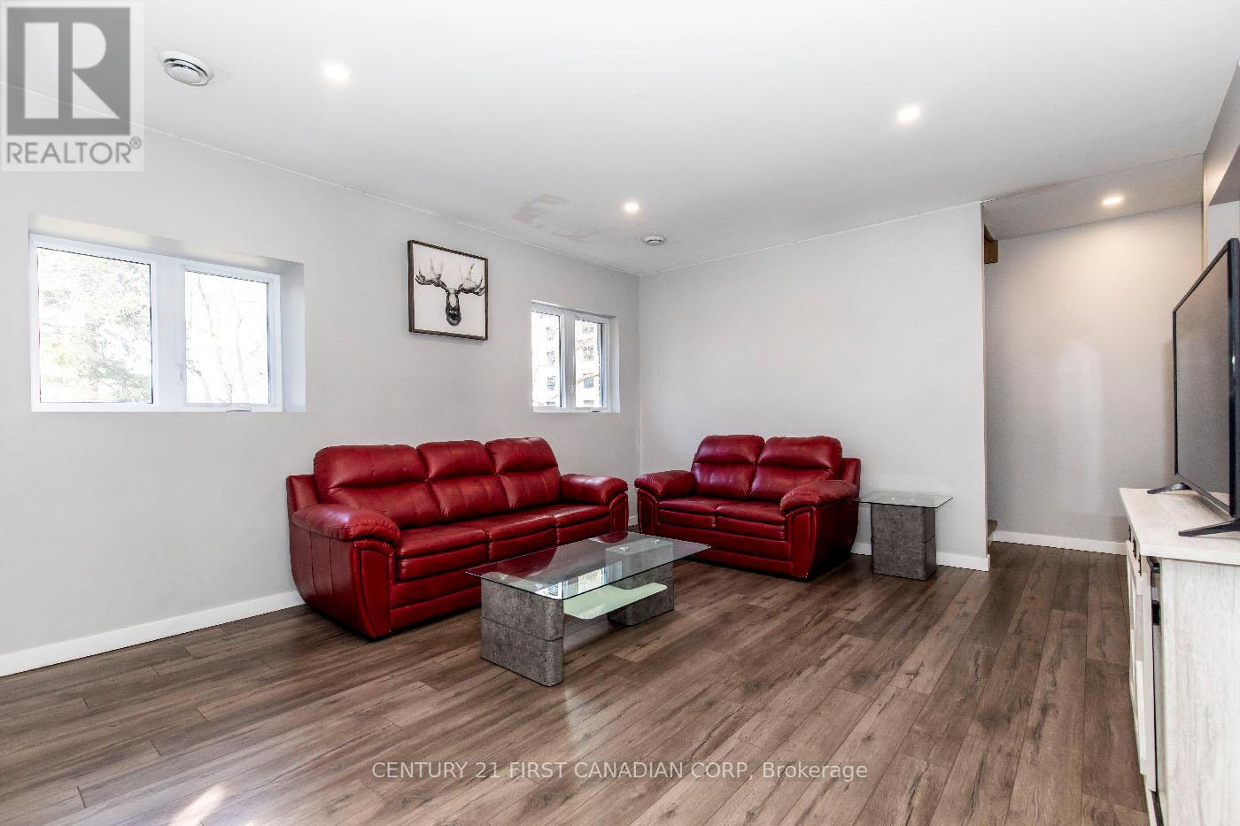653 Talbot Street, London East, Ontario  N6A 2T6 - Photo 33 - X12166122
