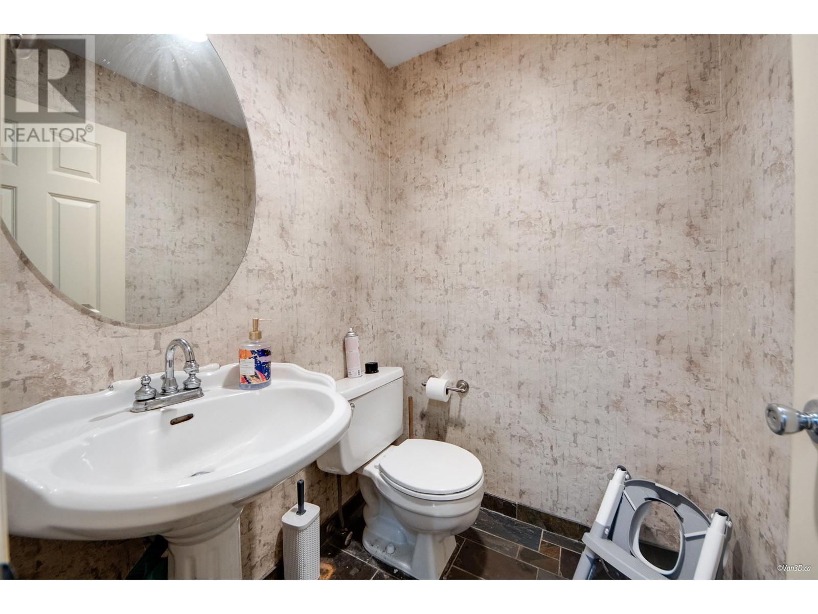 55 7488 Mulberry Place, Burnaby, British Columbia  V3N 5B4 - Photo 13 - R3007215