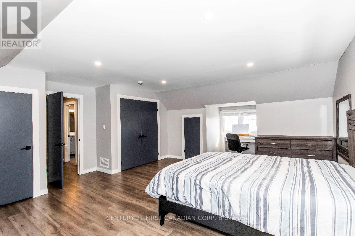 653 Talbot Street, London East, Ontario  N6A 2T6 - Photo 38 - X12166122