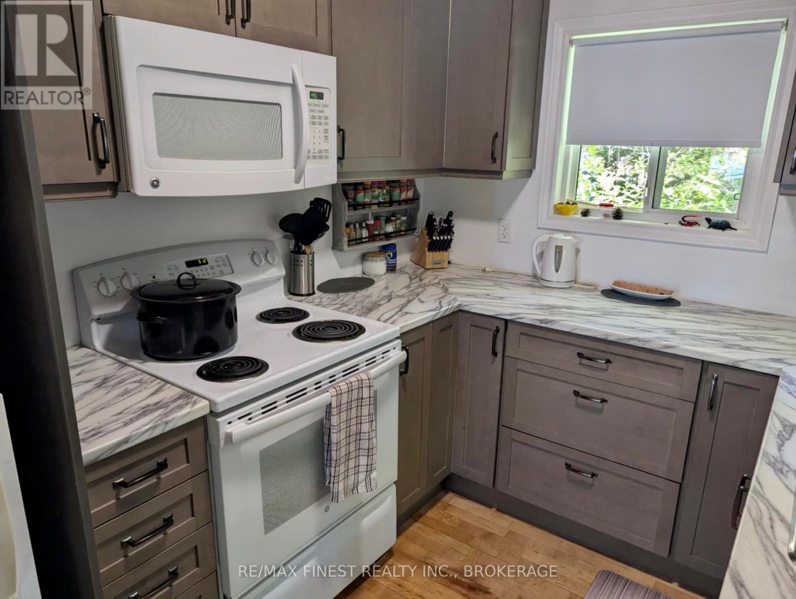 272 Cedar Sands Roadway, Rideau Lakes, Ontario  K0E 1N0 - Photo 9 - X12181551
