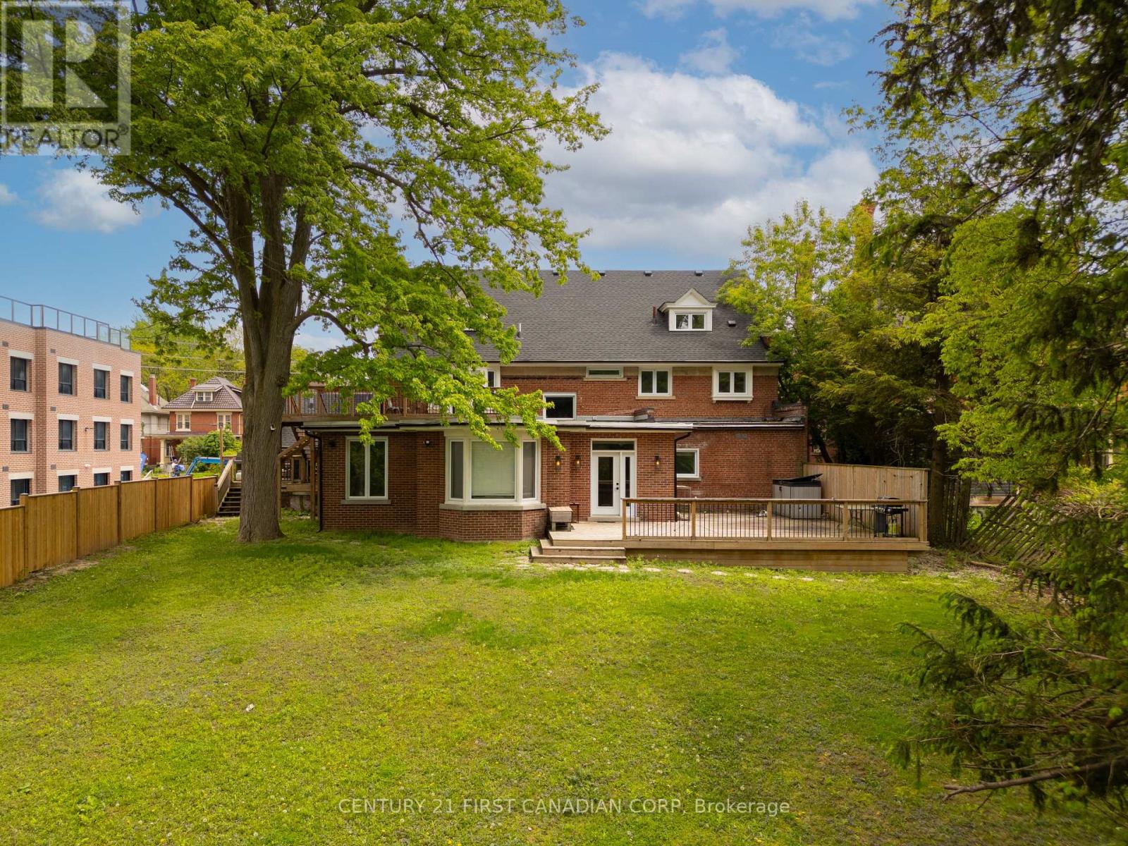 653 Talbot Street, London East, Ontario  N6A 2T6 - Photo 41 - X12166122