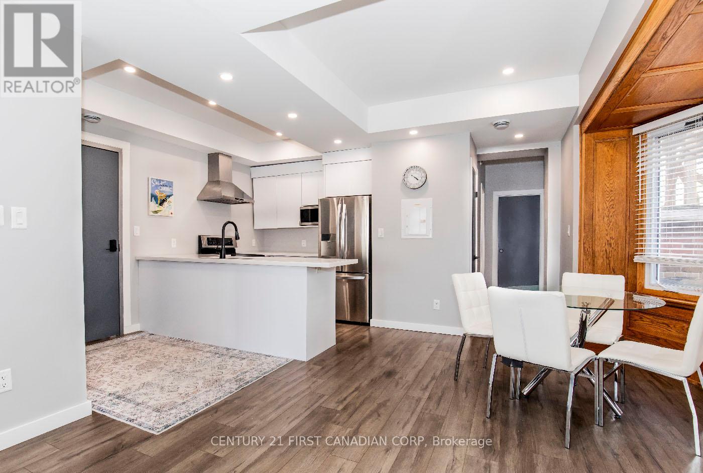 653 Talbot Street, London East, Ontario  N6A 2T6 - Photo 7 - X12166122