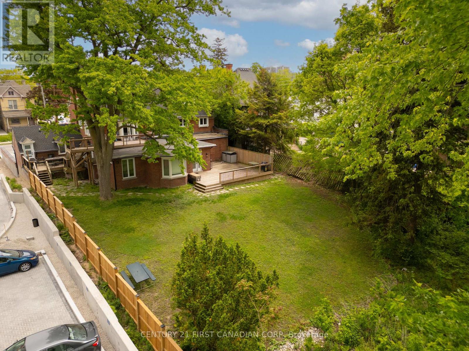 653 Talbot Street, London East, Ontario  N6A 2T6 - Photo 42 - X12166122