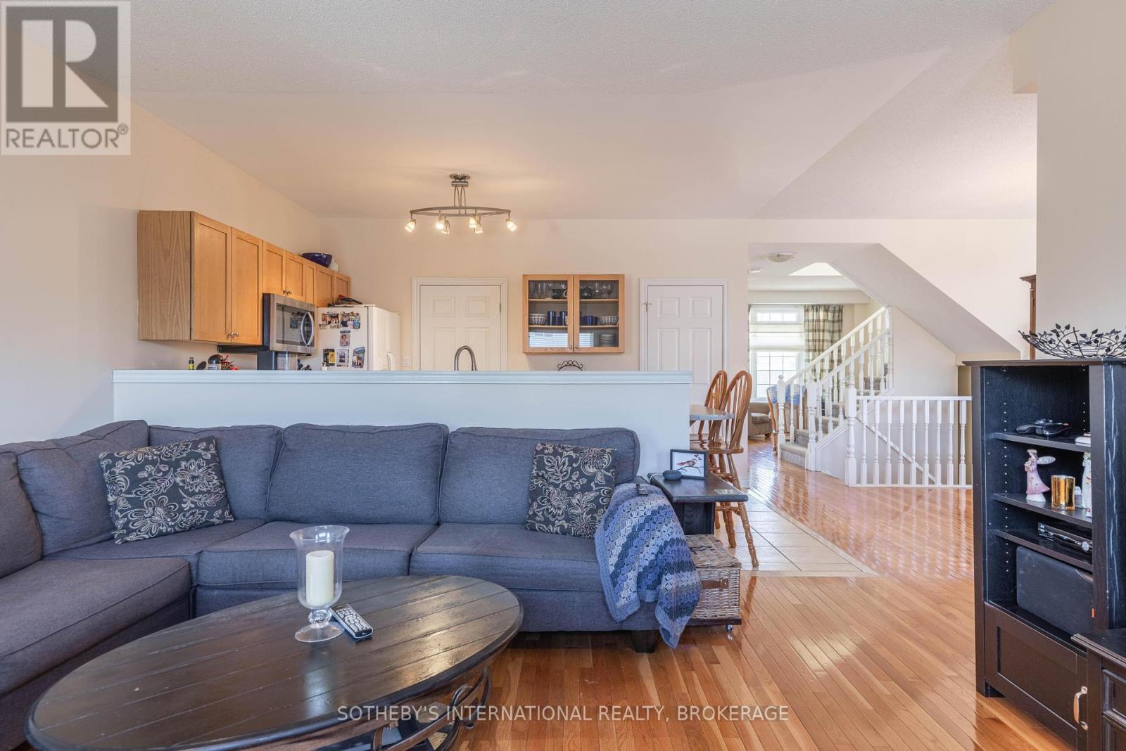 7 Honey Locust Circle, Thorold, Ontario  L2V 5E3 - Photo 11 - X12020651