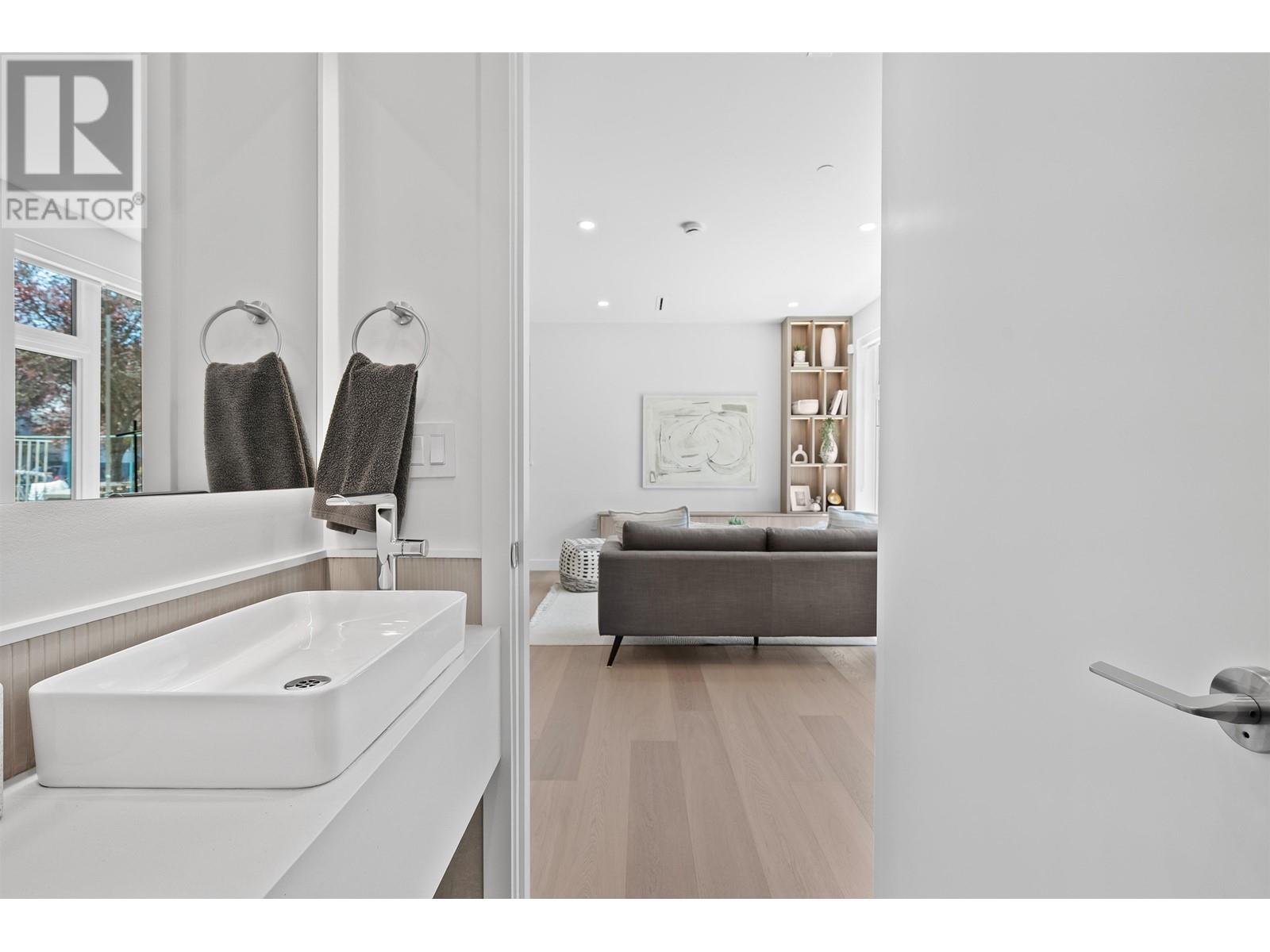 1 2253 Grant Street, Vancouver, British Columbia  V5L 2Z6 - Photo 11 - R3008767