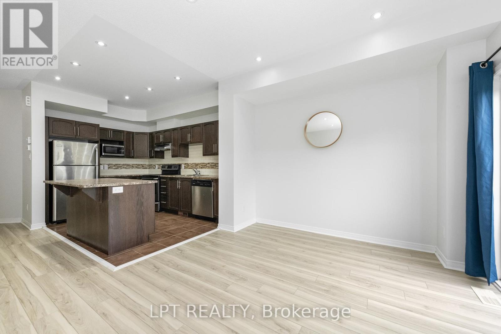 617 Via Amalfi Street, Ottawa, Ontario  K2J 5X8 - Photo 18 - X12158835