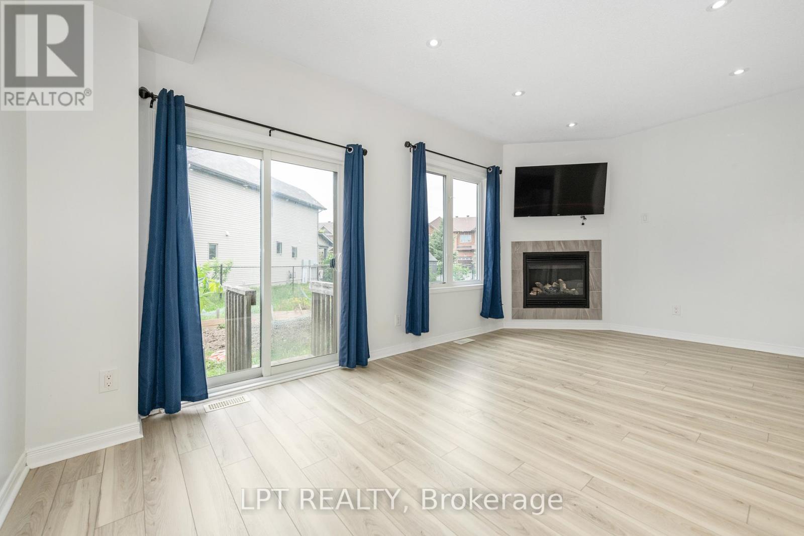 617 Via Amalfi Street, Ottawa, Ontario  K2J 5X8 - Photo 16 - X12158835