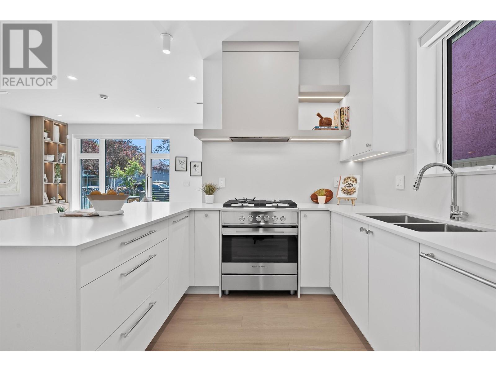 1 2253 Grant Street, Vancouver, British Columbia  V5L 2Z6 - Photo 16 - R3008767
