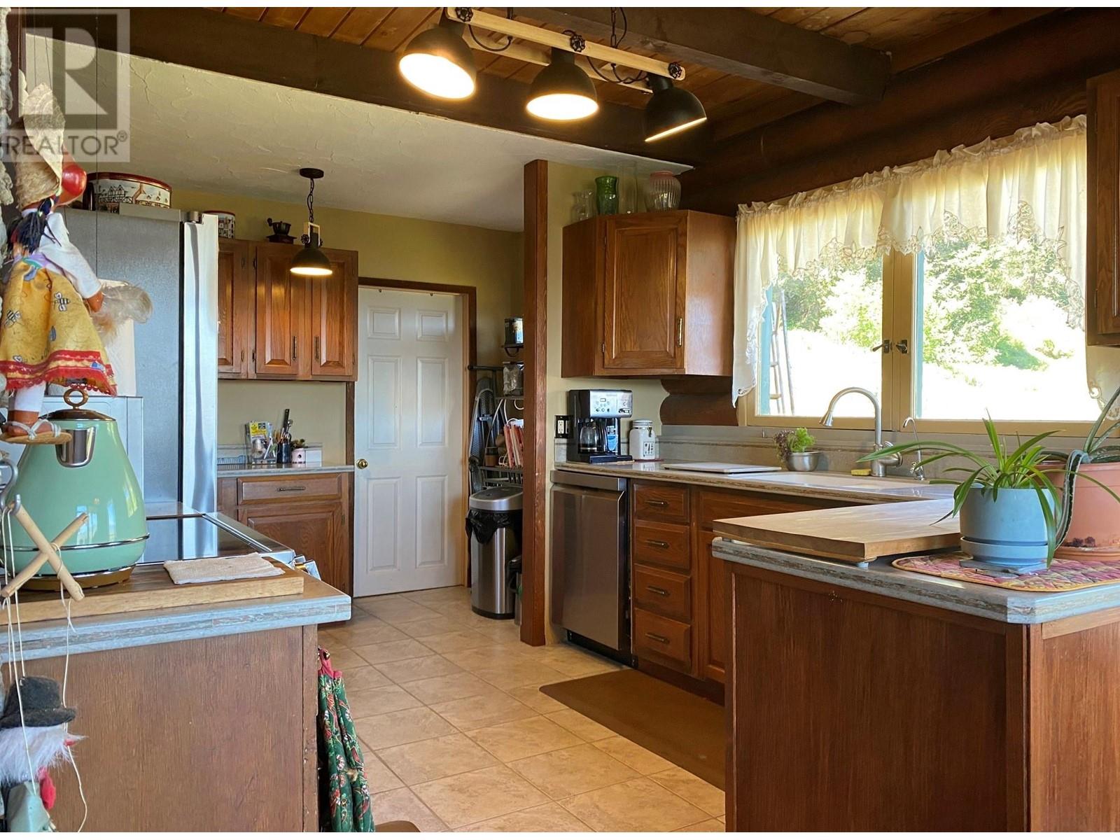 3975 Hardy Mountain Road, Grand Forks, British Columbia  V0A 1H2 - Photo 11 - 10346721