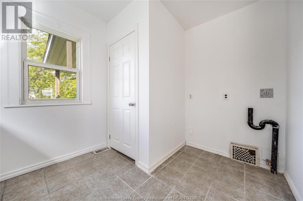 1531 Windsor Avenue Unit# Main, Windsor, Ontario  N8X 3M3 - Photo 26 - 25010998