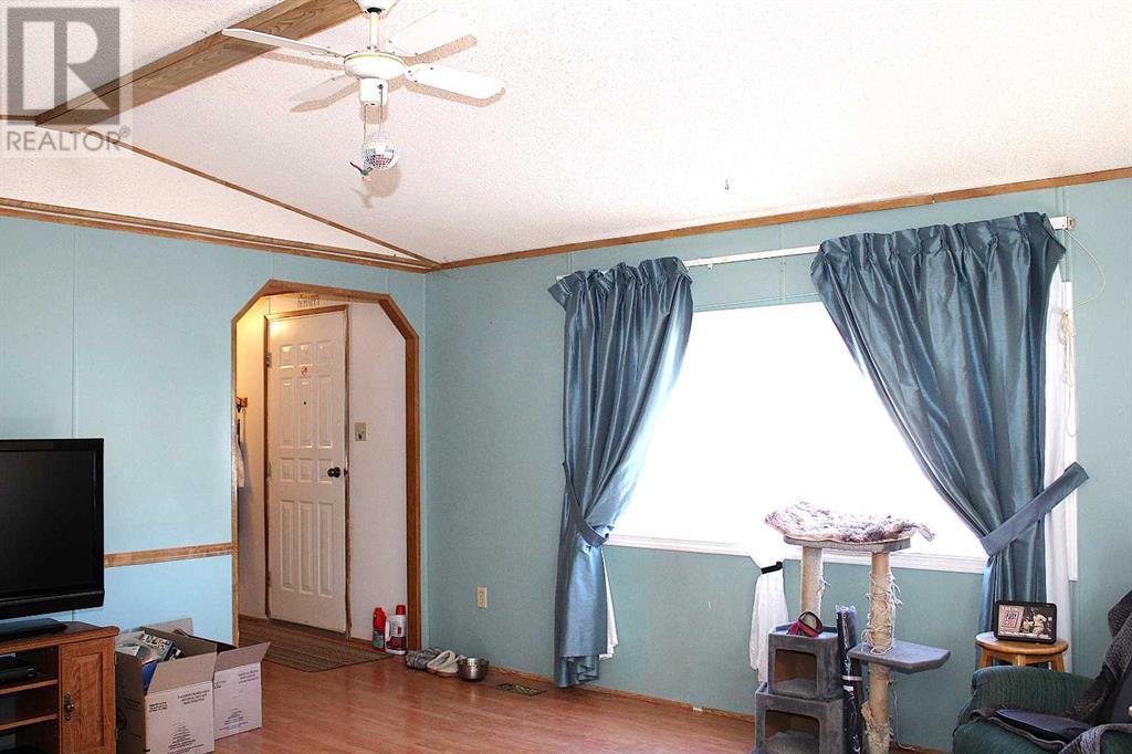 229 4 Street Nw, Sundre, Alberta  T0M 1X0 - Photo 14 - A2209603