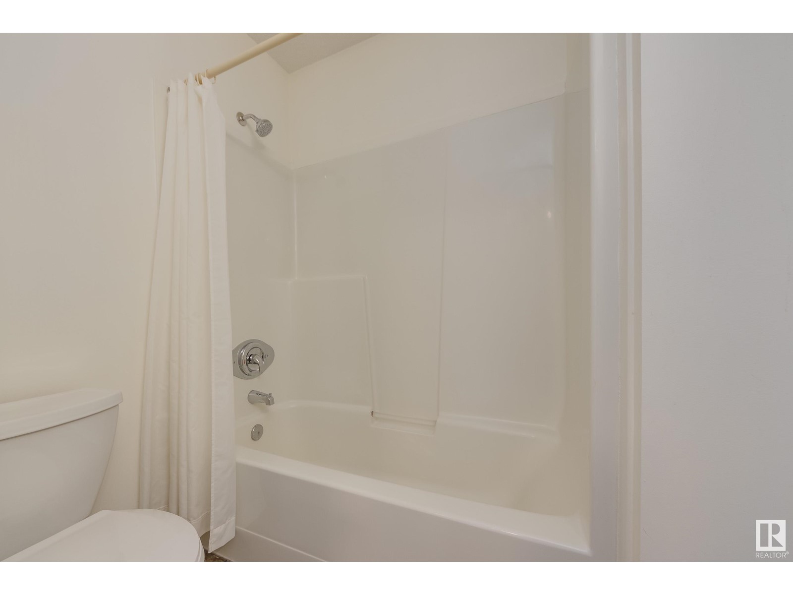 1714 Kensit Pl Nw, Edmonton, Alberta  T6L 6X7 - Photo 31 - E4439173
