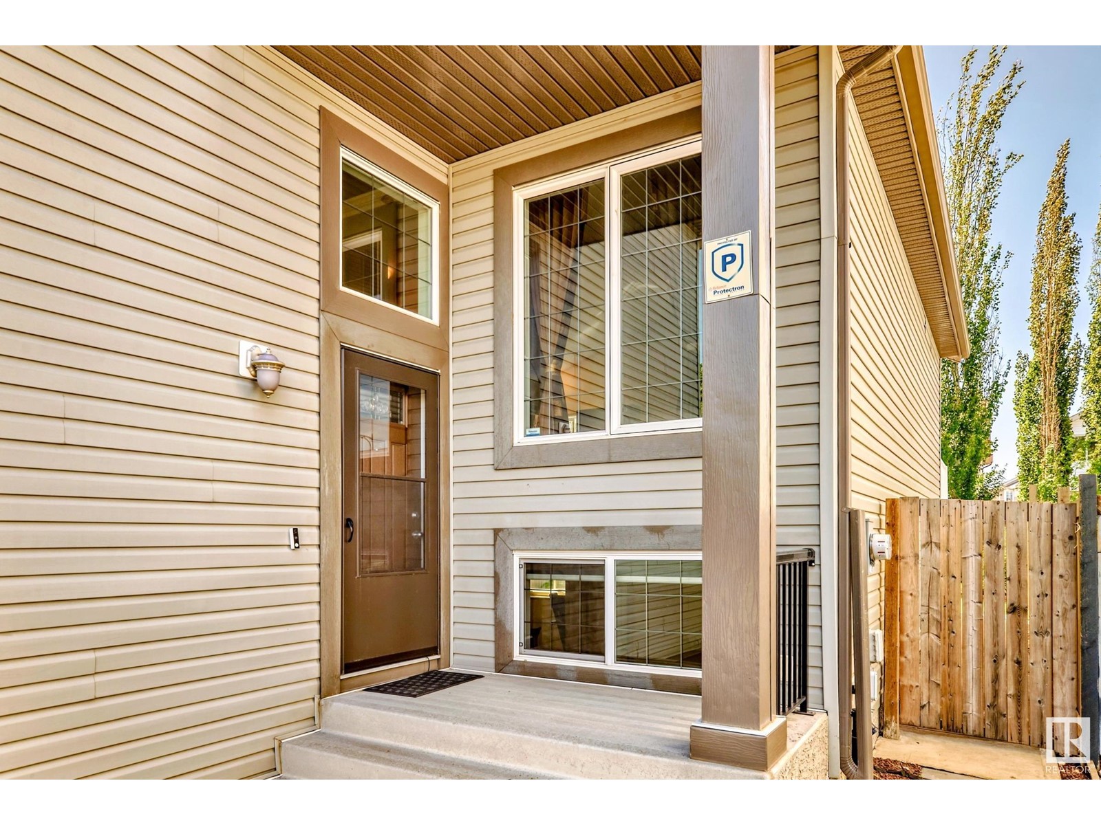 1443 37c Av Nw, Edmonton, Alberta  T6T 0H8 - Photo 2 - E4439174