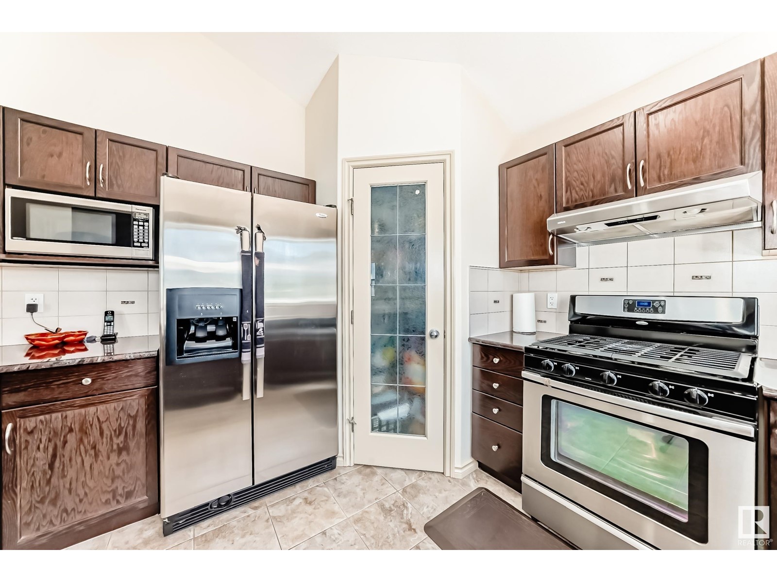 1443 37c Av Nw, Edmonton, Alberta  T6T 0H8 - Photo 6 - E4439174