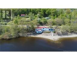 6577 Route 102, Oak Point, New Brunswick