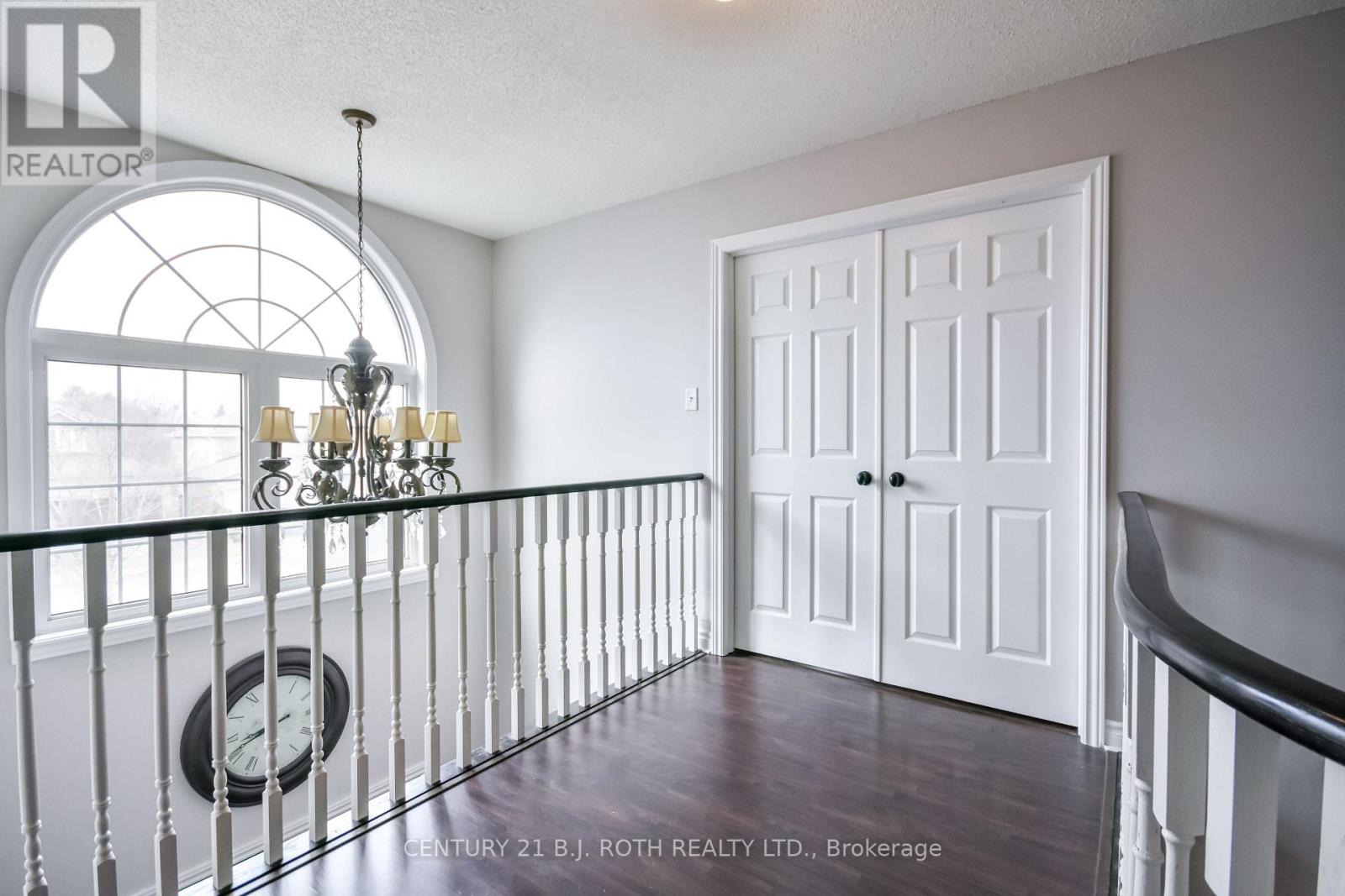 60 Carley Crescent, Barrie, Ontario  L4N 0M8 - Photo 16 - S12182138
