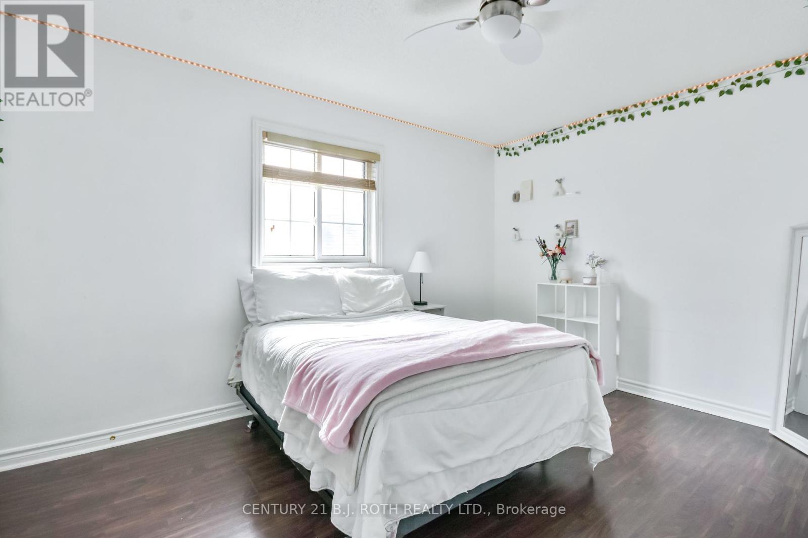 60 Carley Crescent, Barrie, Ontario  L4N 0M8 - Photo 20 - S12182138