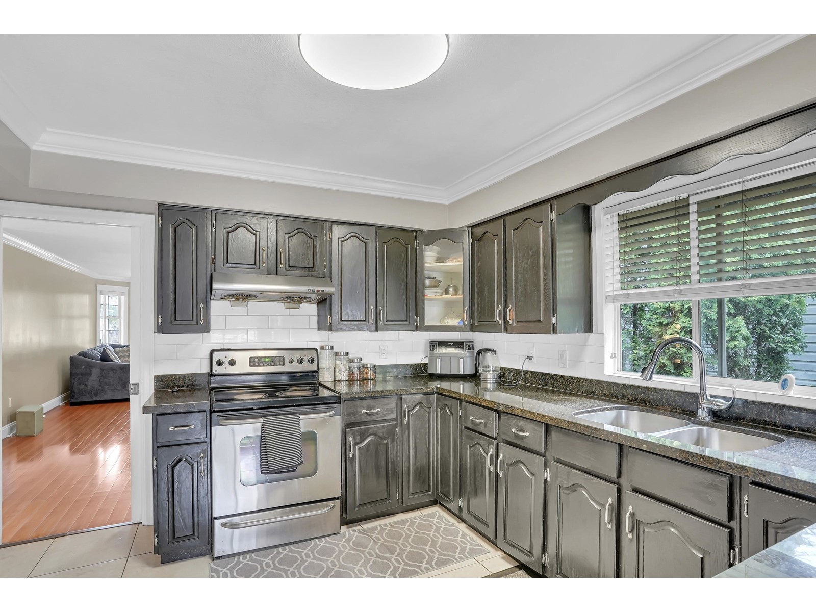 7015 142 Street, Surrey, British Columbia  V3W 5N4 - Photo 9 - R3008772