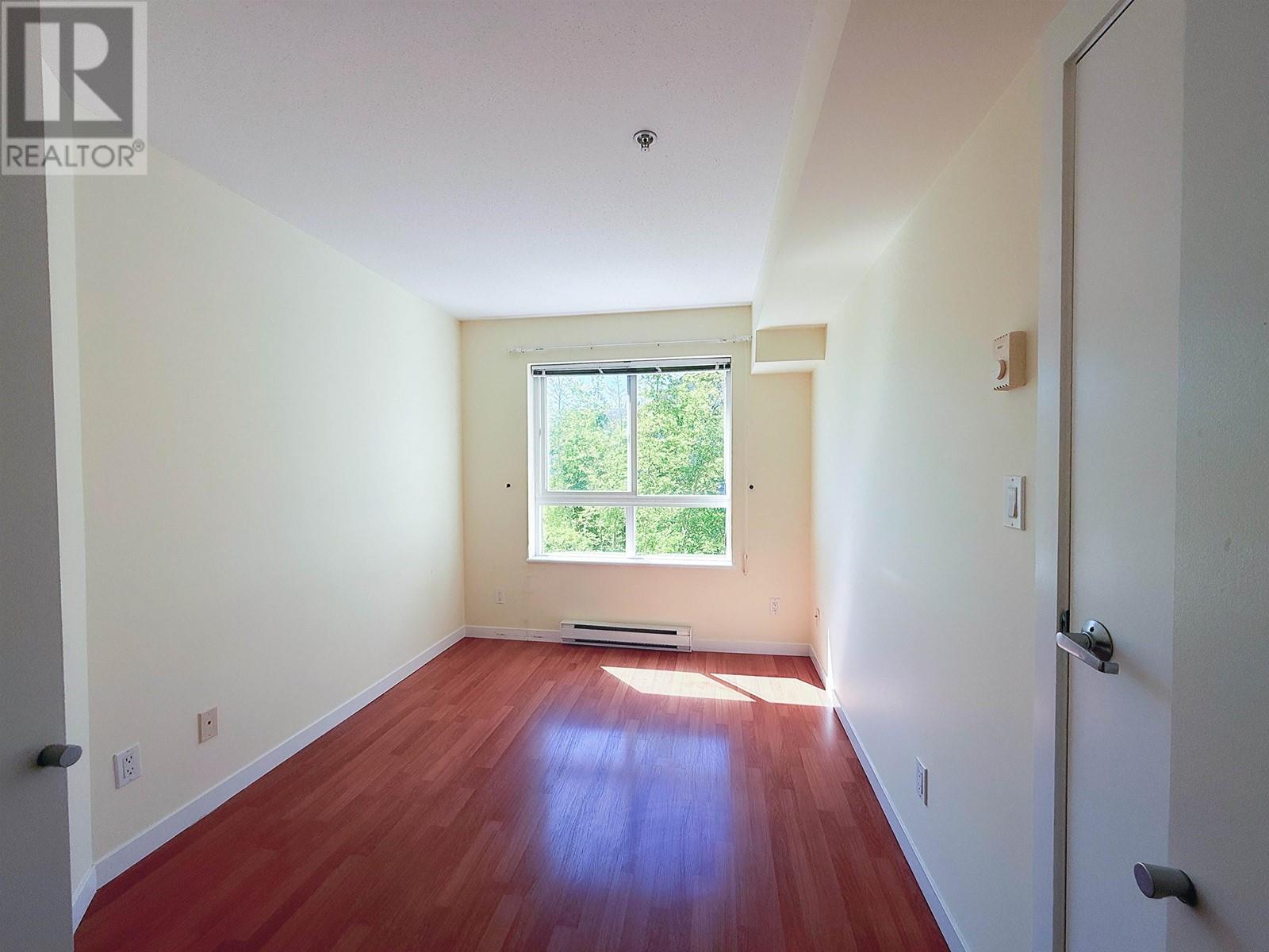Listing Picture 6 of 10 : 322 8060 JONES ROAD, Richmond / 烈治文 - 魯藝地產 Yvonne Lu Group - MLS Medallion Club Member