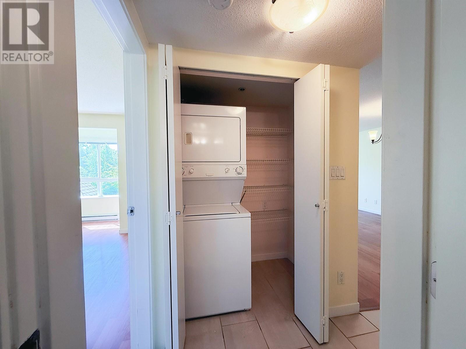 Listing Picture 7 of 10 : 322 8060 JONES ROAD, Richmond / 烈治文 - 魯藝地產 Yvonne Lu Group - MLS Medallion Club Member