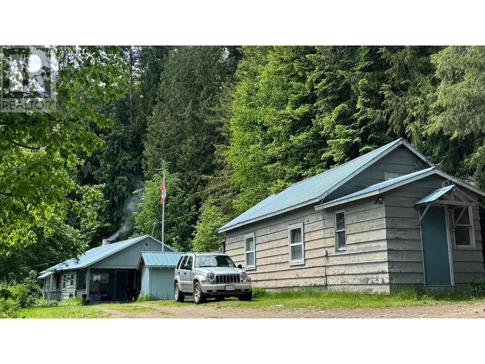 8927 Koehle Road, Kaslo, BC V0G1M0