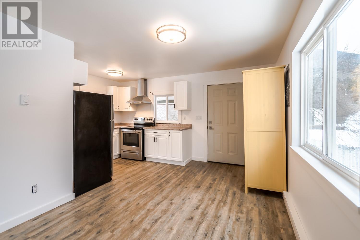 771 FOSTER Drive, Lillooet, BC V0K1V0