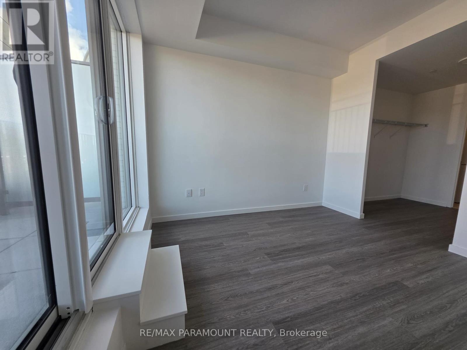 316 - 689 The Queensway Drive, Toronto, Ontario  M8Y 1L1 - Photo 8 - W12182064