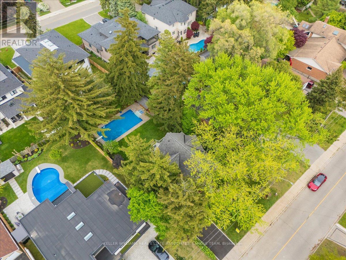 1611 Trotwood Avenue, Mississauga, Ontario  L5G 3Z8 - Photo 6 - W12182098