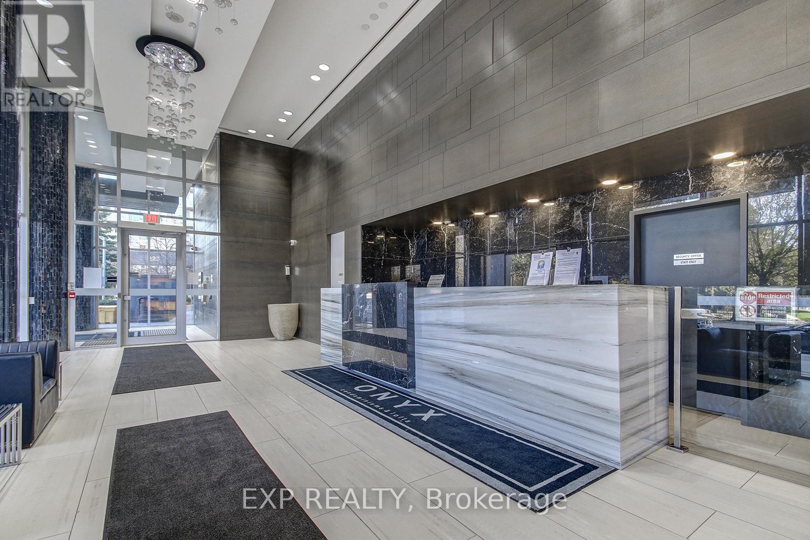 3307 - 223 Webb Drive, Mississauga, Ontario  L5B 0E8 - Photo 2 - W12182102