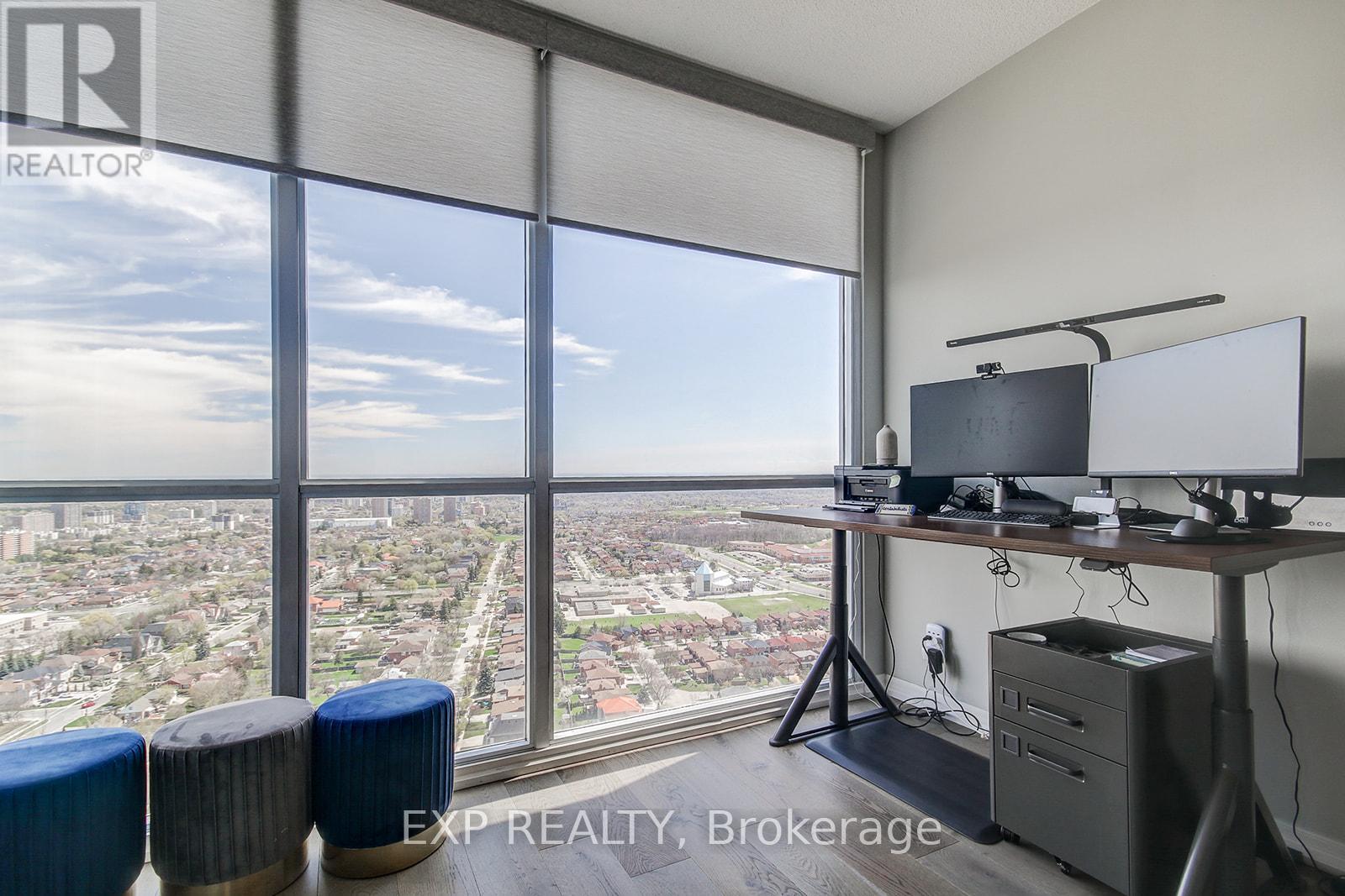 3307 - 223 Webb Drive, Mississauga (City Centre), Ontario  L5B 0E8 - Photo 9 - W12182102