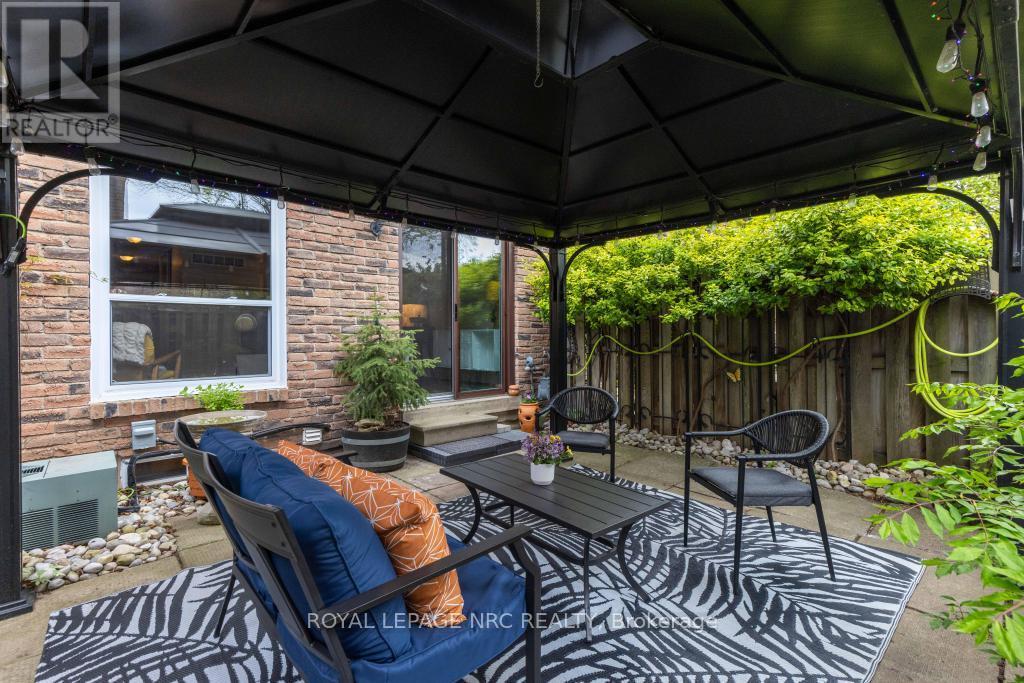 Unit 83 - 680 Regency Court, Burlington, Ontario  L7N 3L9 - Photo 28 - W12182103