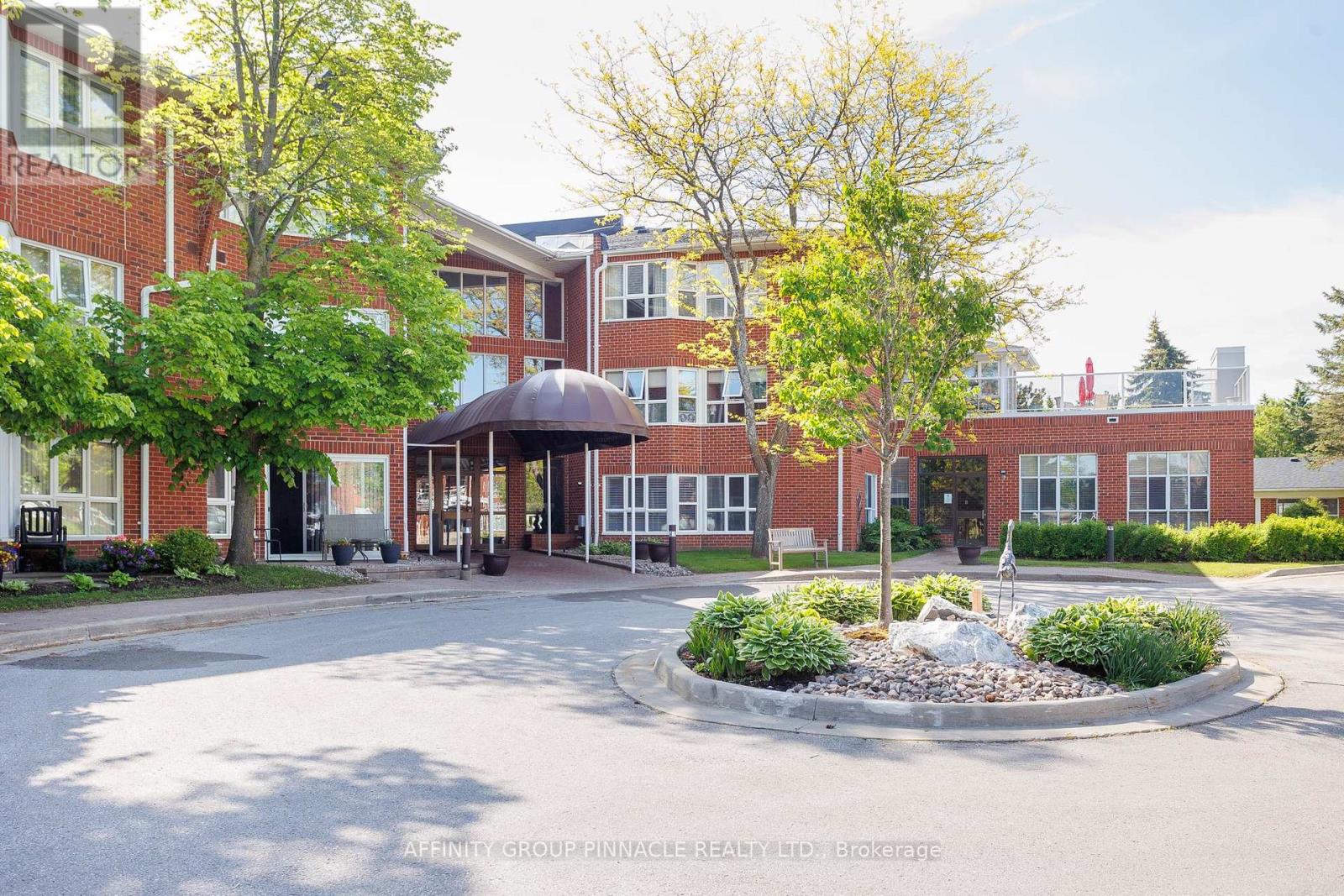 Property at 203 - 4 HERITAGE WAY image 1