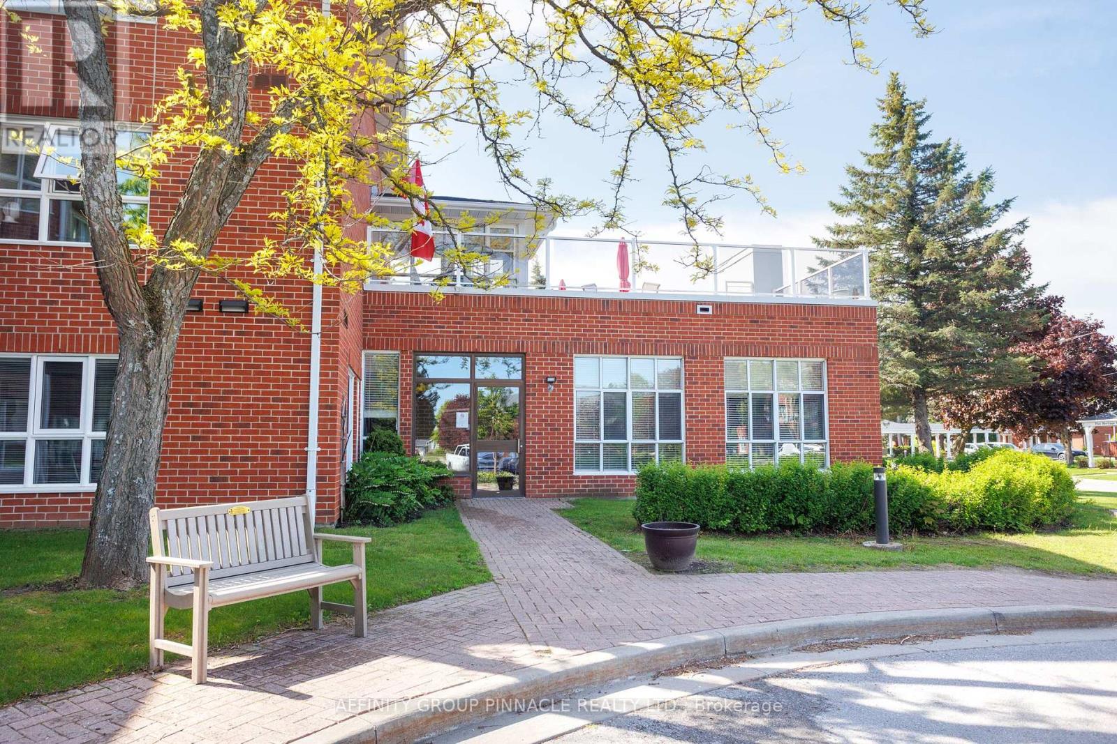 Property at 203 - 4 HERITAGE WAY image 3