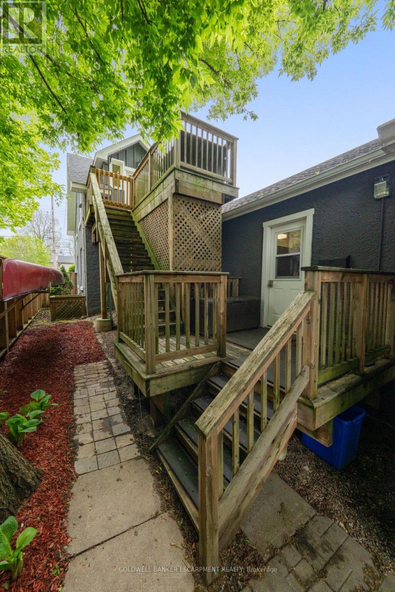 28 Main Street N, Halton Hills, Ontario  L7J 1W1 - Photo 26 - W12171377