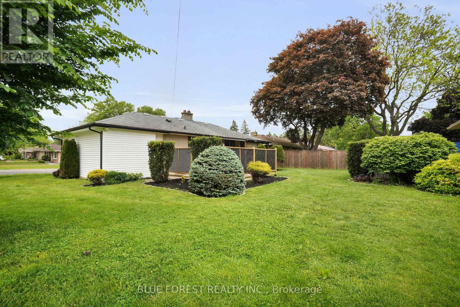 Photo 44 of 46 for 1418 Woodbine Street