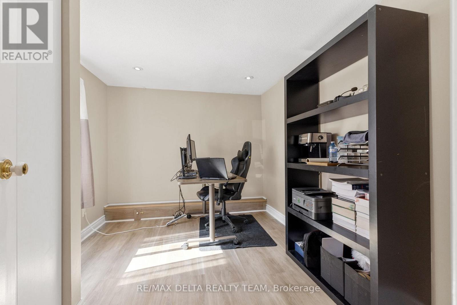 B - 336 Shakespeare Street, Ottawa, Ontario  K1L 5M2 - Photo 16 - X12182182