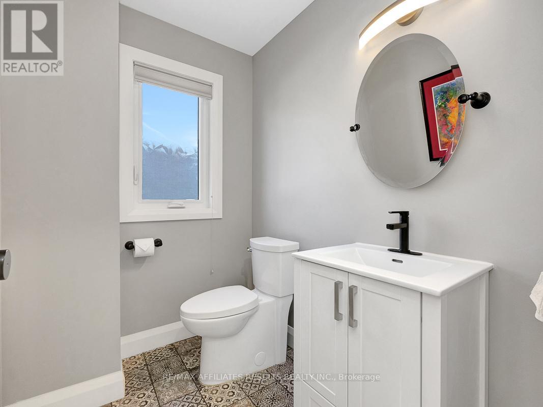 23 Tunis Avenue, Ottawa, Ontario  K1Z 7R6 - Photo 24 - X12182211